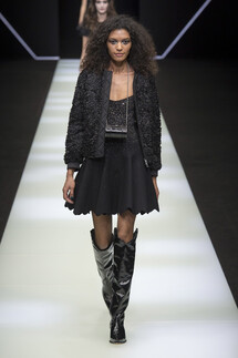 Emporio Armani Fall 2018 Ready-to-Wear , Emporio Armani осень зима 2018 , Fashion show , неделя моды в Милане , MFW , Mainstyles